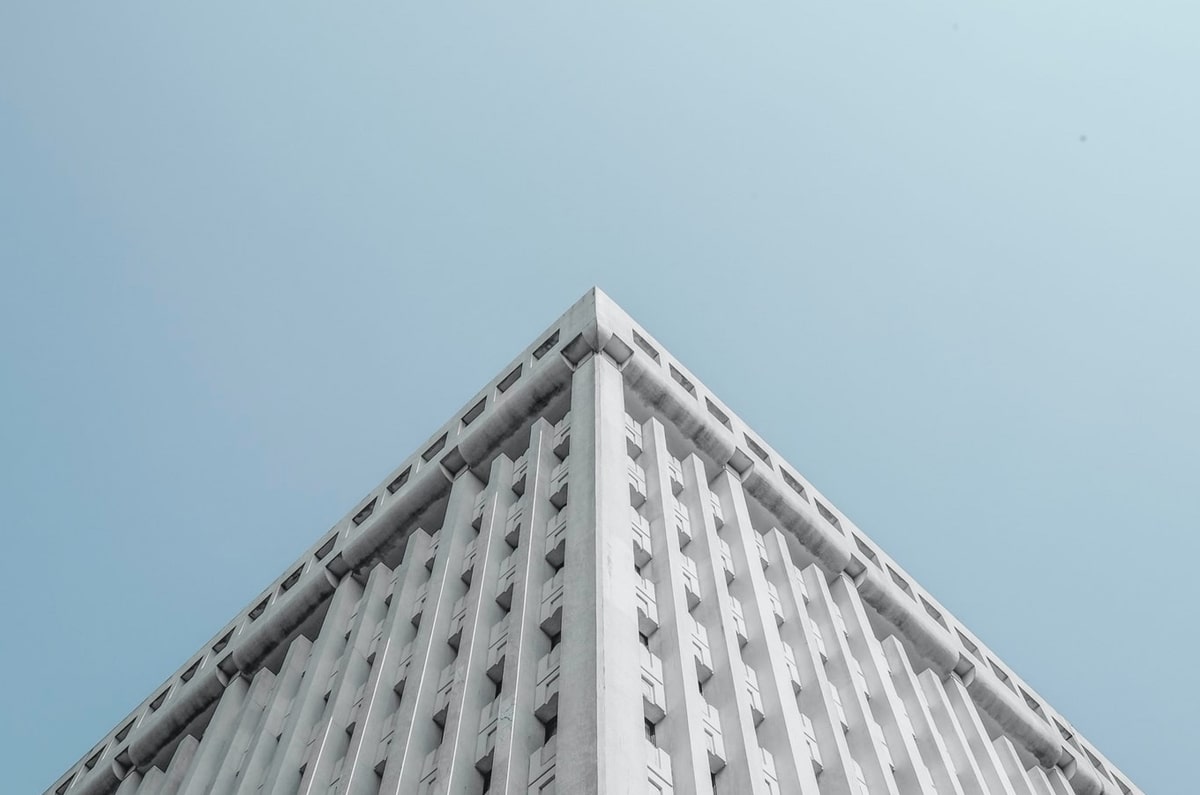 手机软件也能剪辑大片？5个视频编辑技巧让你的作品秒变专业级